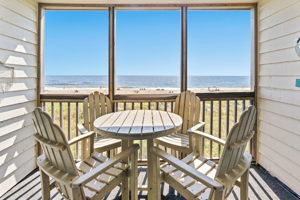 Private Oceanfront Balcony