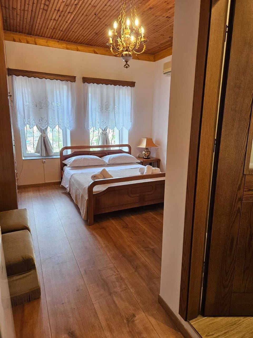Premium Double Room, 1 King Bed, Private Bathroom, City View | Hypo-allergenic bedding, down comforters, individually furnished