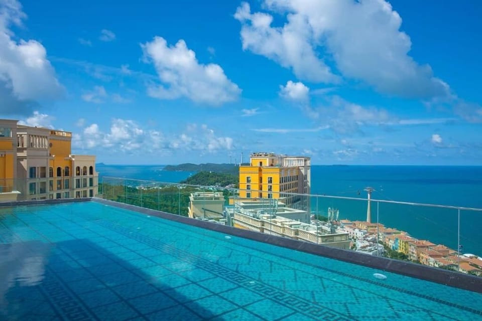 Rooftop pool