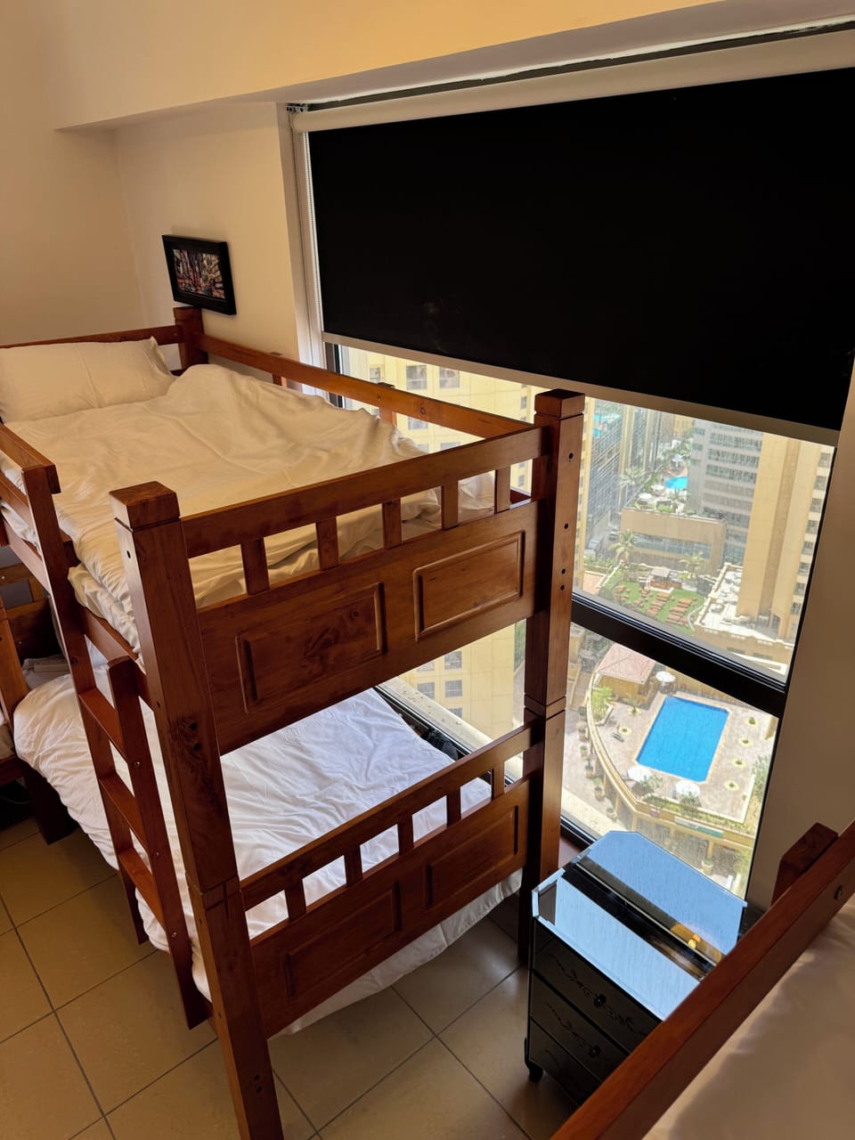 Iron/ironing board, free WiFi, bed sheets