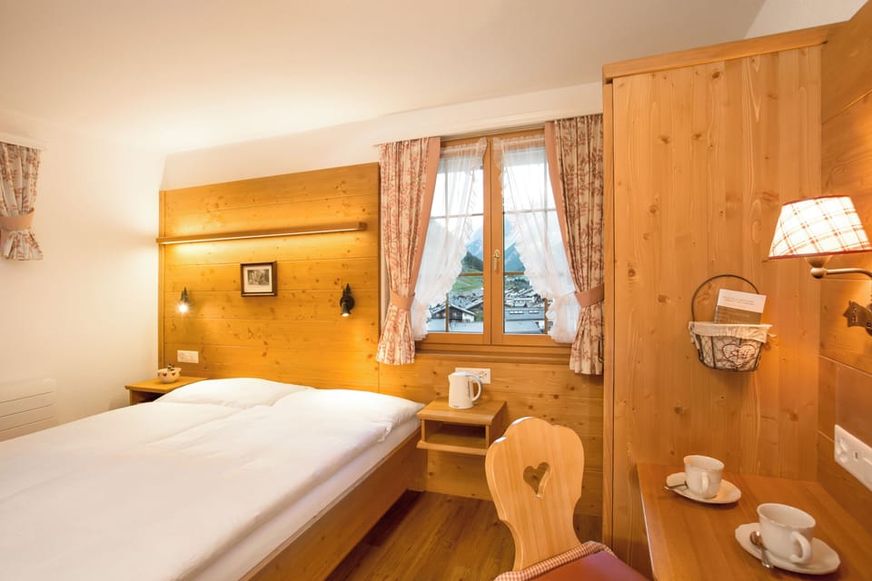 Cozy Double Room | Down comforters, in-room safe, desk, soundproofing