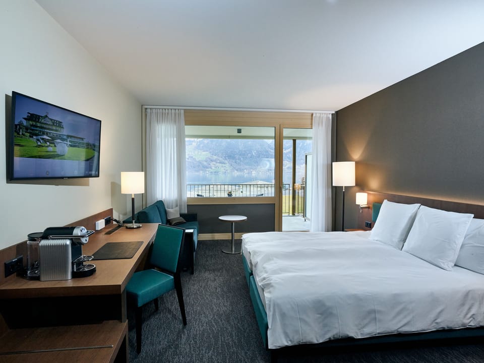 Premium Lakeside Double Room | Premium bedding, free minibar, in-room safe, desk