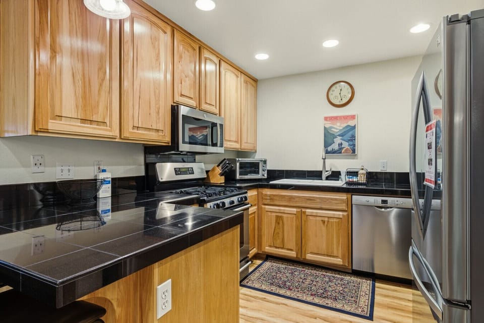 A Modern Kitchen Perfect for Cooking