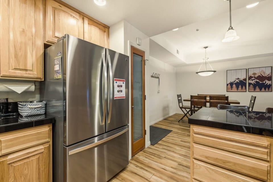 A Modern Kitchen Perfect for Cooking