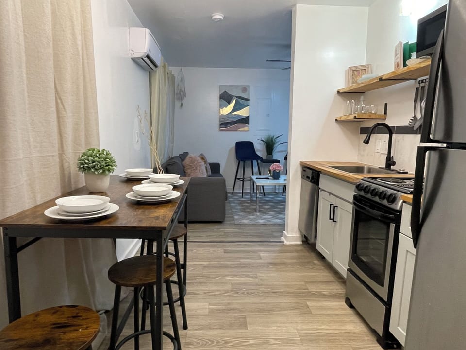 Kitchen/Dining