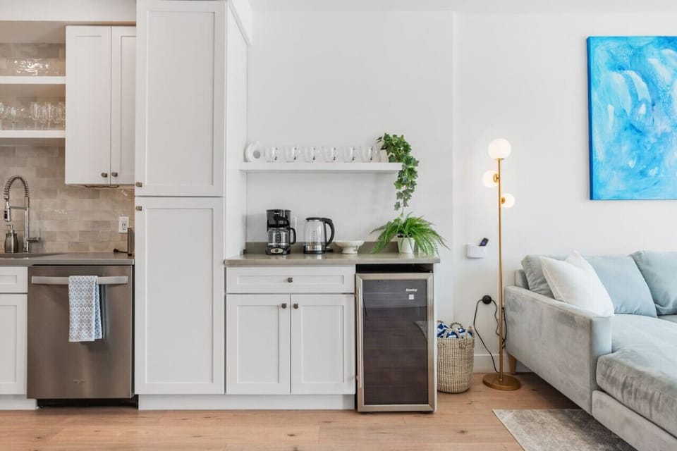 Coffee Station & Wine Cooler. Drip coffee maker, Kettle, Organic Coffee, Sugar and Creamer. Black Tea.