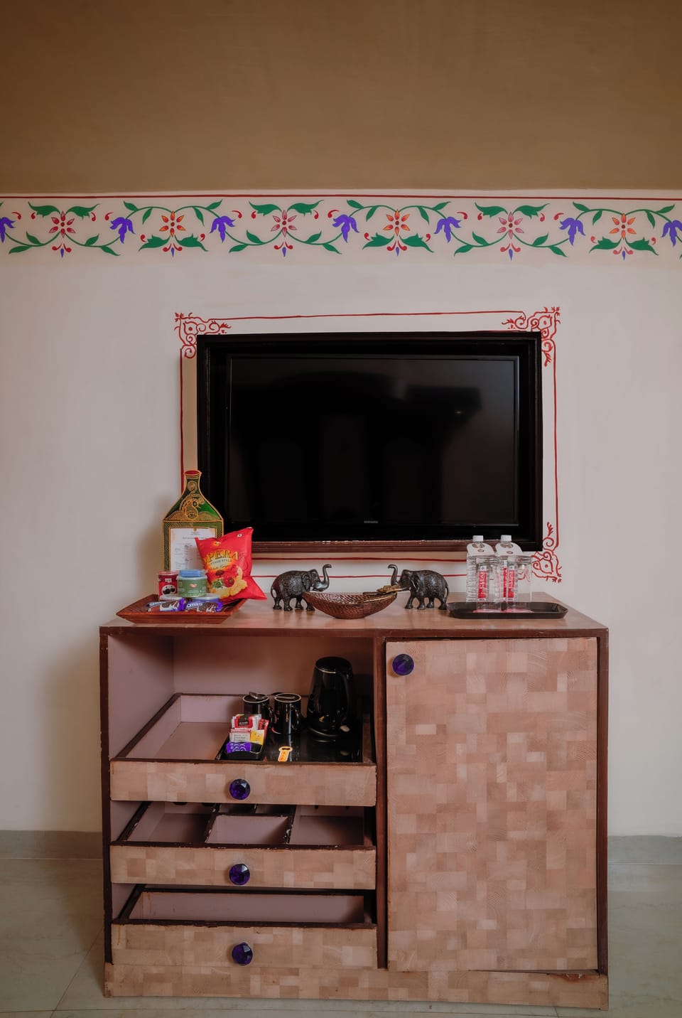 Executive Room | Premium bedding, minibar, in-room safe, desk