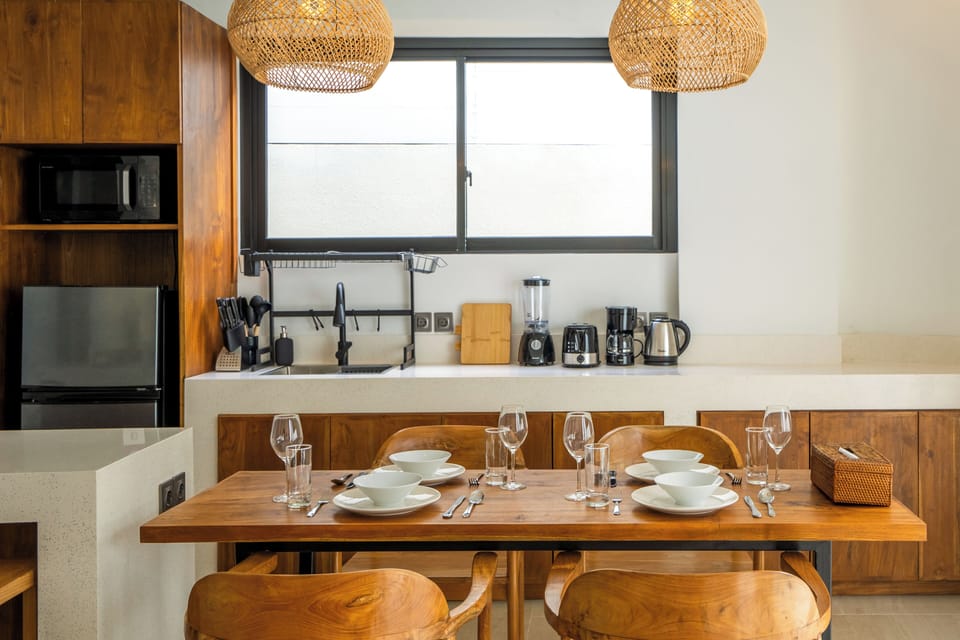 Villa, 2 Bedrooms | Private kitchen | Electric kettle, toaster, blender