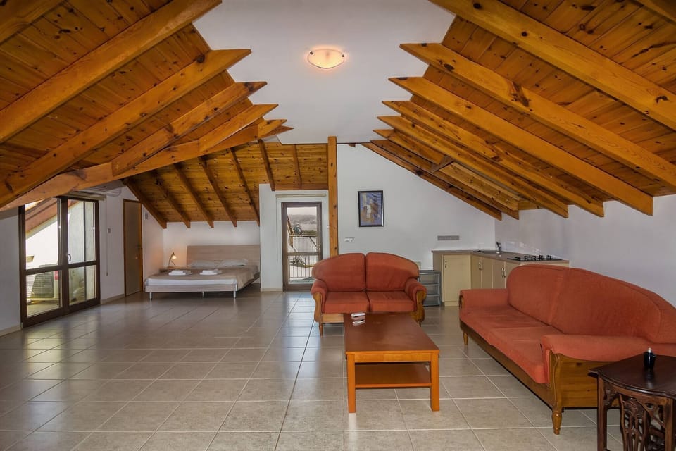 Villa, 6 Bedrooms, Smoking, Private Pool | Interior