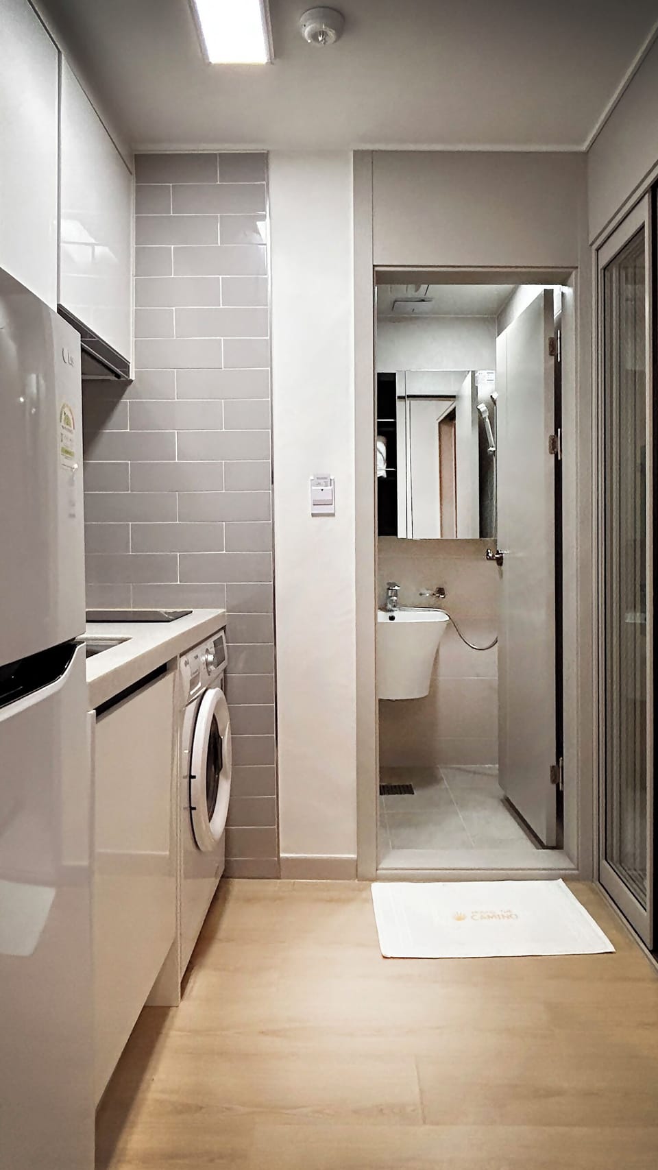 Superior Double Room, 1 Queen Bed, City View | Private kitchen | Fridge, microwave, stovetop, cookware/dishes/utensils