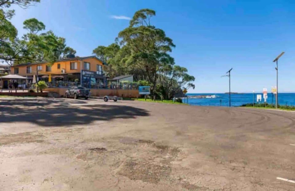 Boat ramp at rear