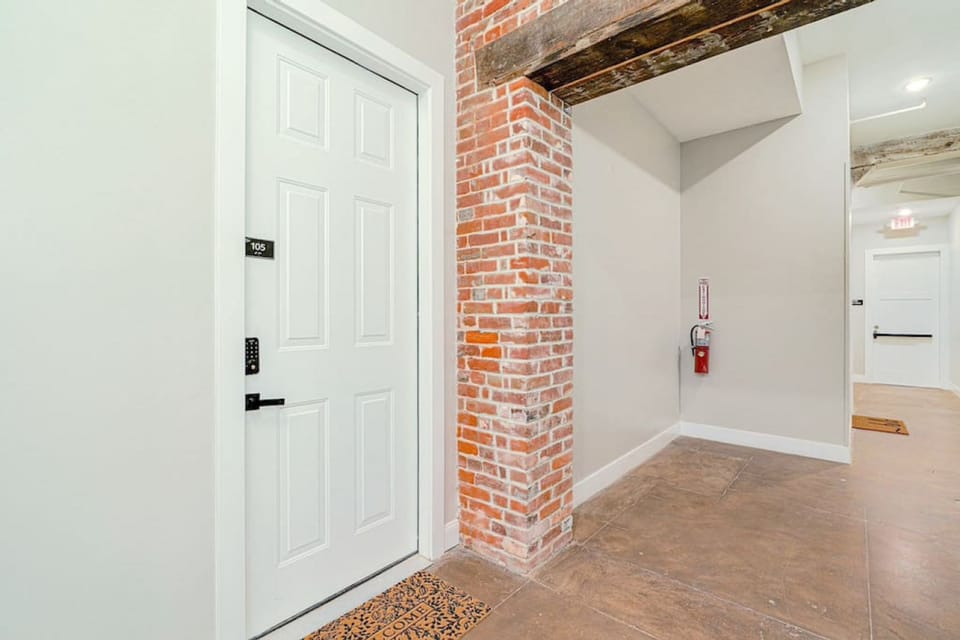 House | 1 bedroom