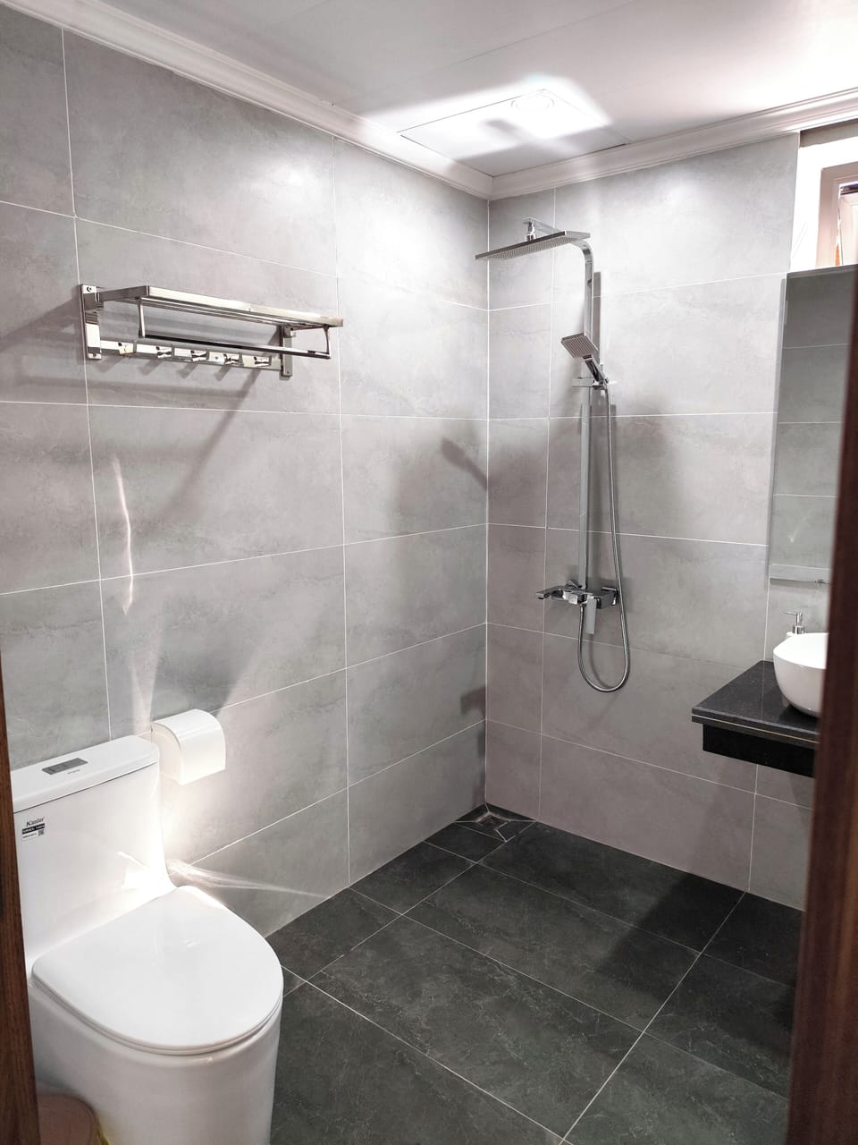 Deluxe Double Room | Bathroom