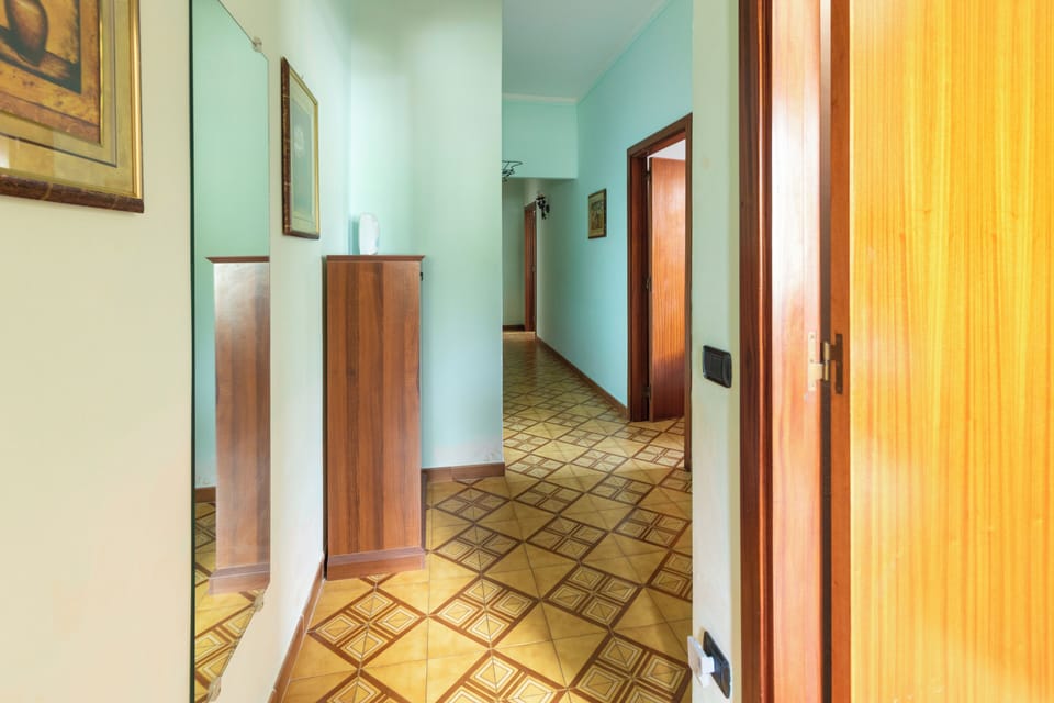 Basic Apartment, Balcony | 2 bedrooms, hypo-allergenic bedding available, down comforters