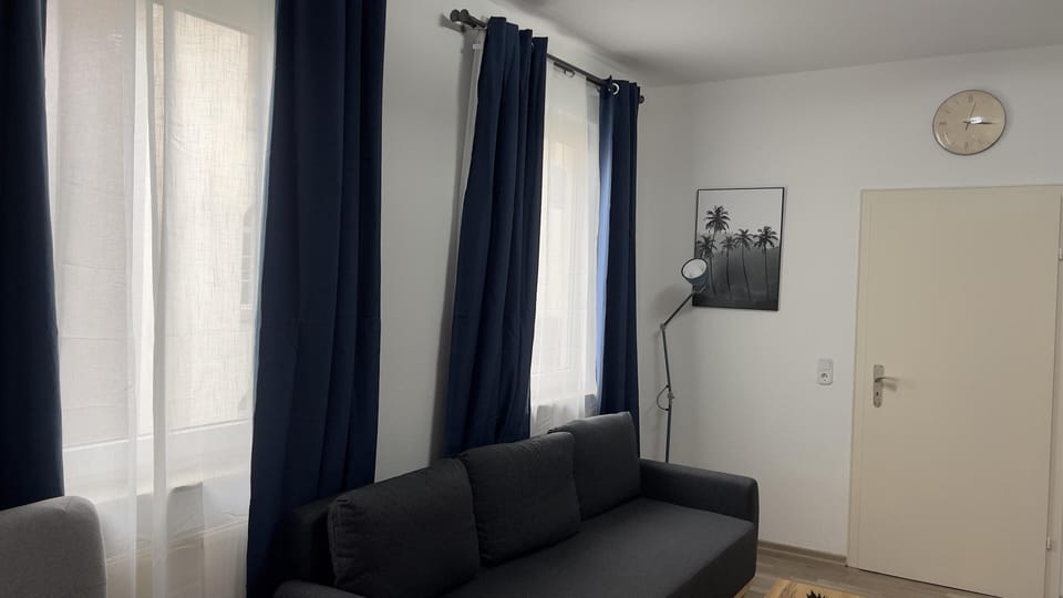 Apartment | Living area | TV