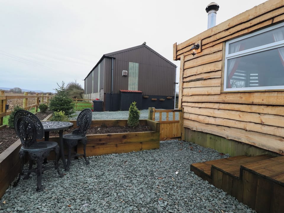 Cottage | Outdoor dining