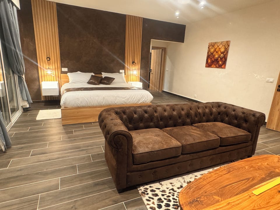 Deluxe Suite, Patio, Sea View | Egyptian cotton sheets, premium bedding, pillowtop beds