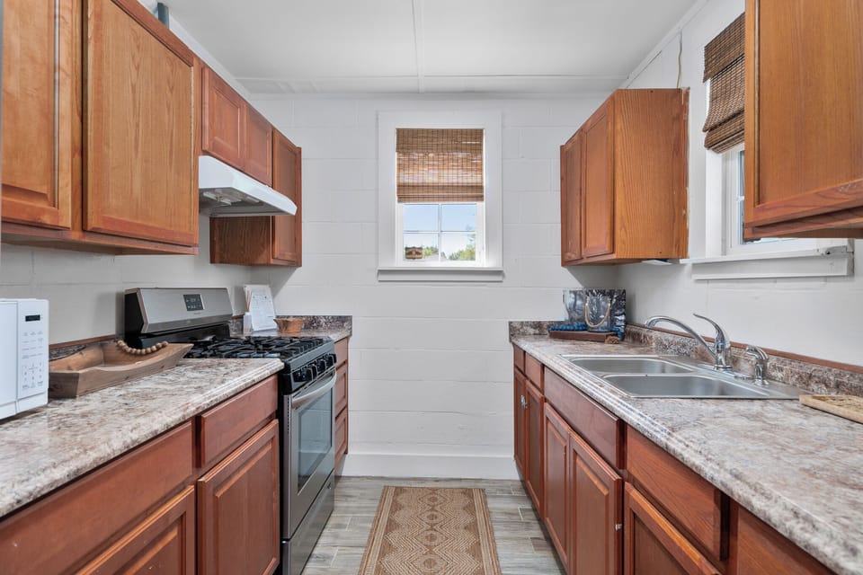 fully stocked kitchen