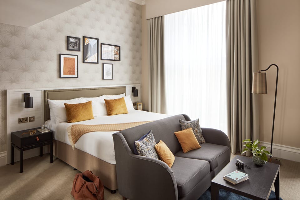 Superior Room, 1 King Bed with Sofa bed | Premium bedding, pillowtop beds, free minibar, in-room safe
