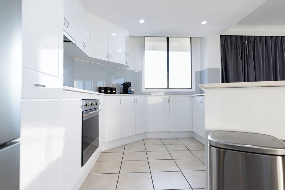 Kitchen (2)