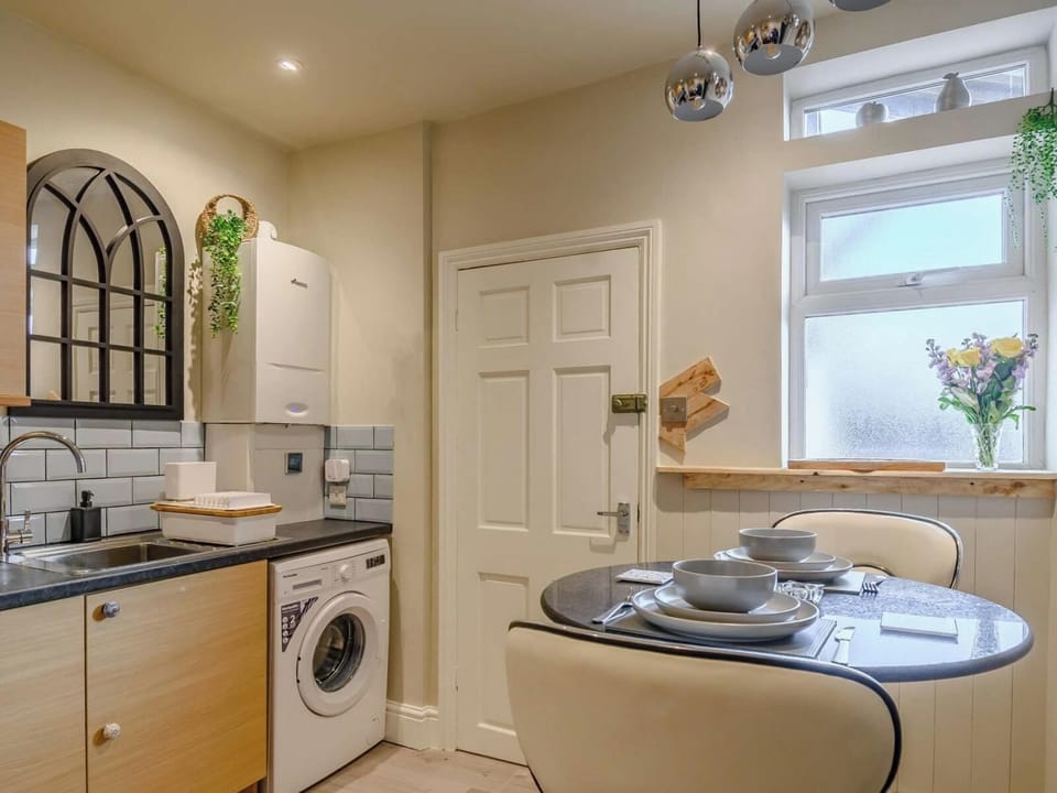 Large well equipped kitchen