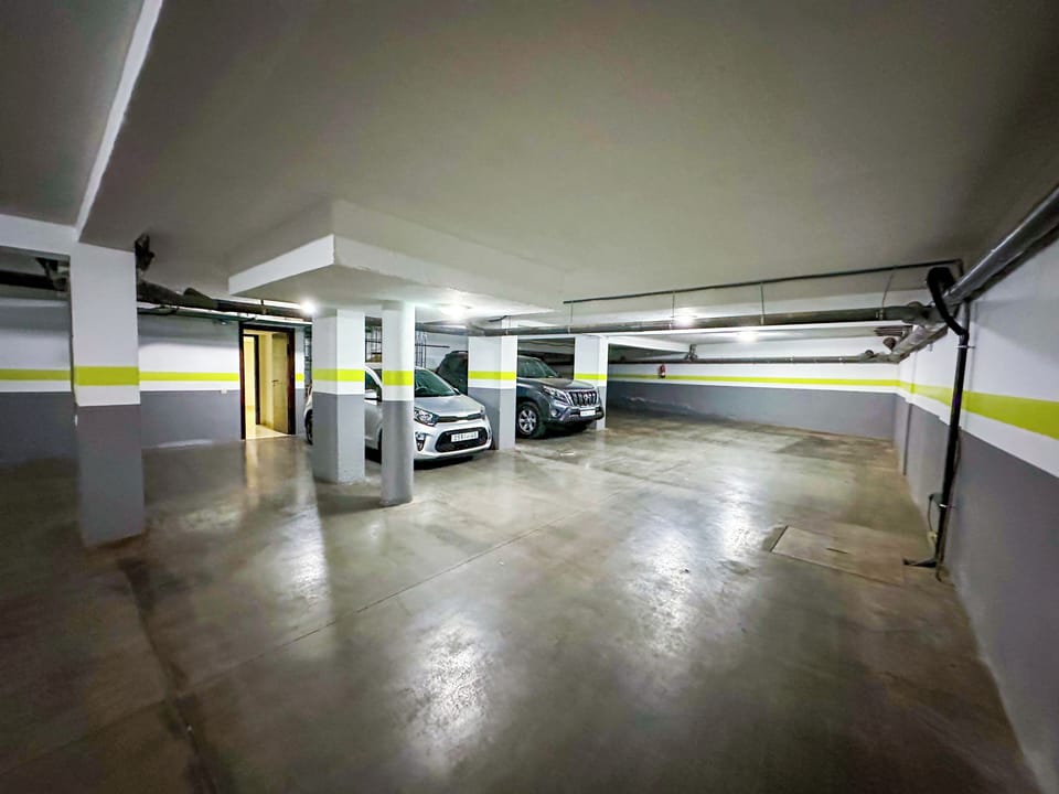 Free self parking