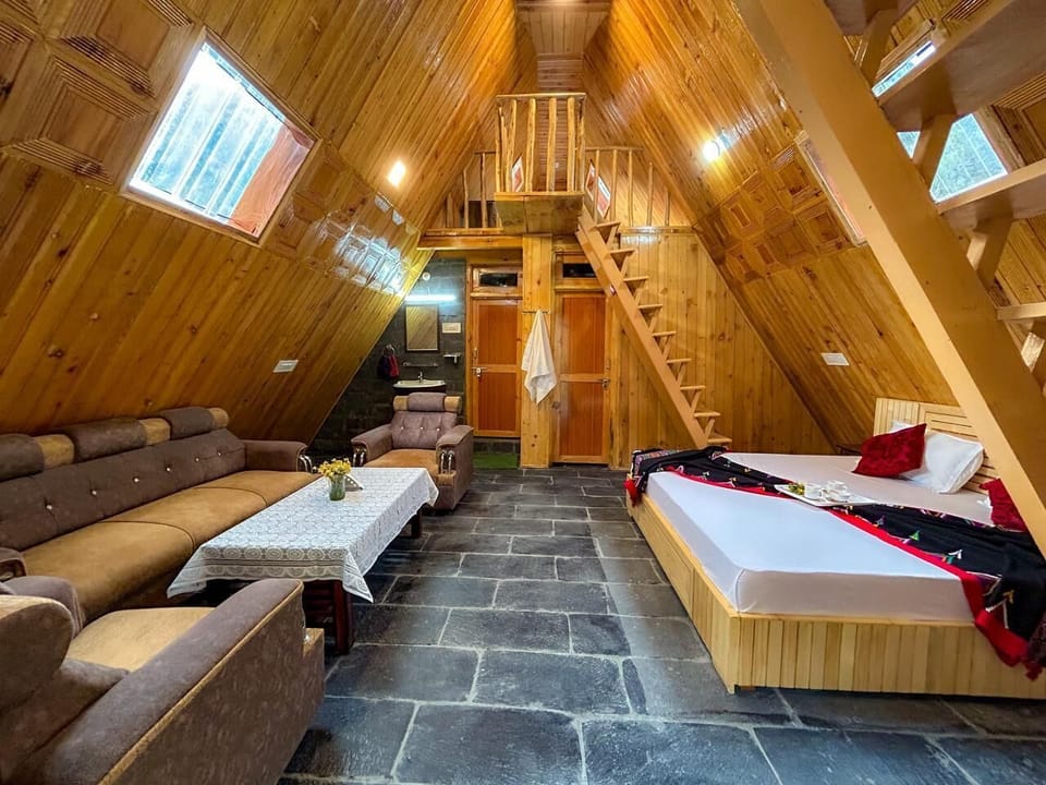Luxury Villa, Mountain View | 2 bedrooms, premium bedding, pillowtop beds, soundproofing