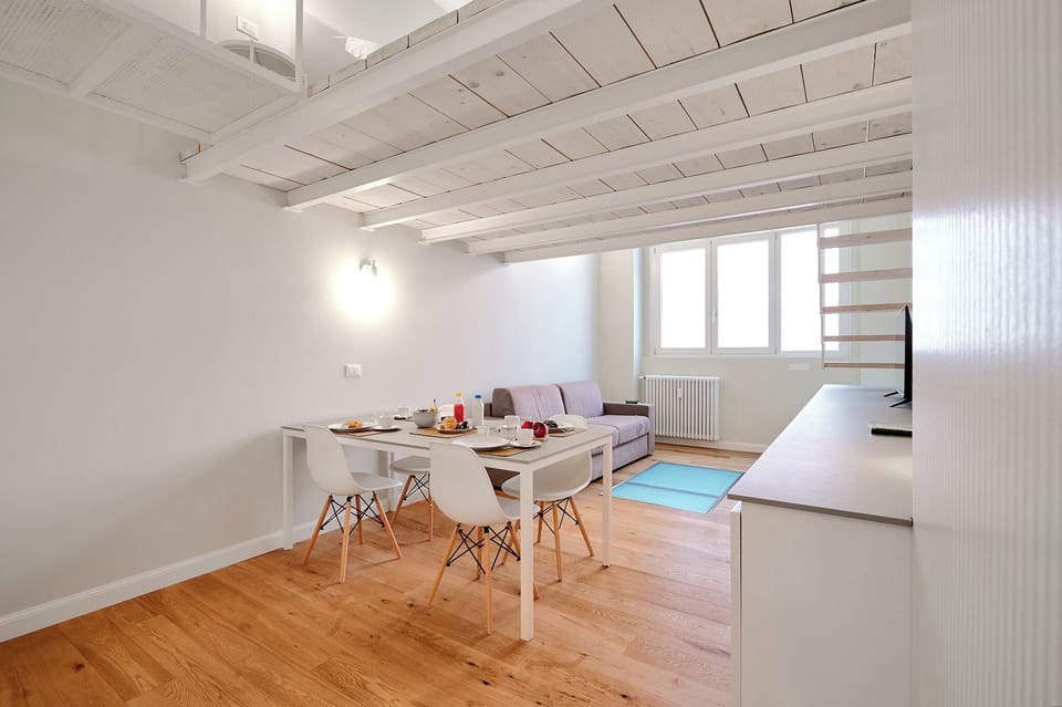 Honeymoon Loft, 1 Double Bed with Sofa bed, Kitchen | Living area | TV