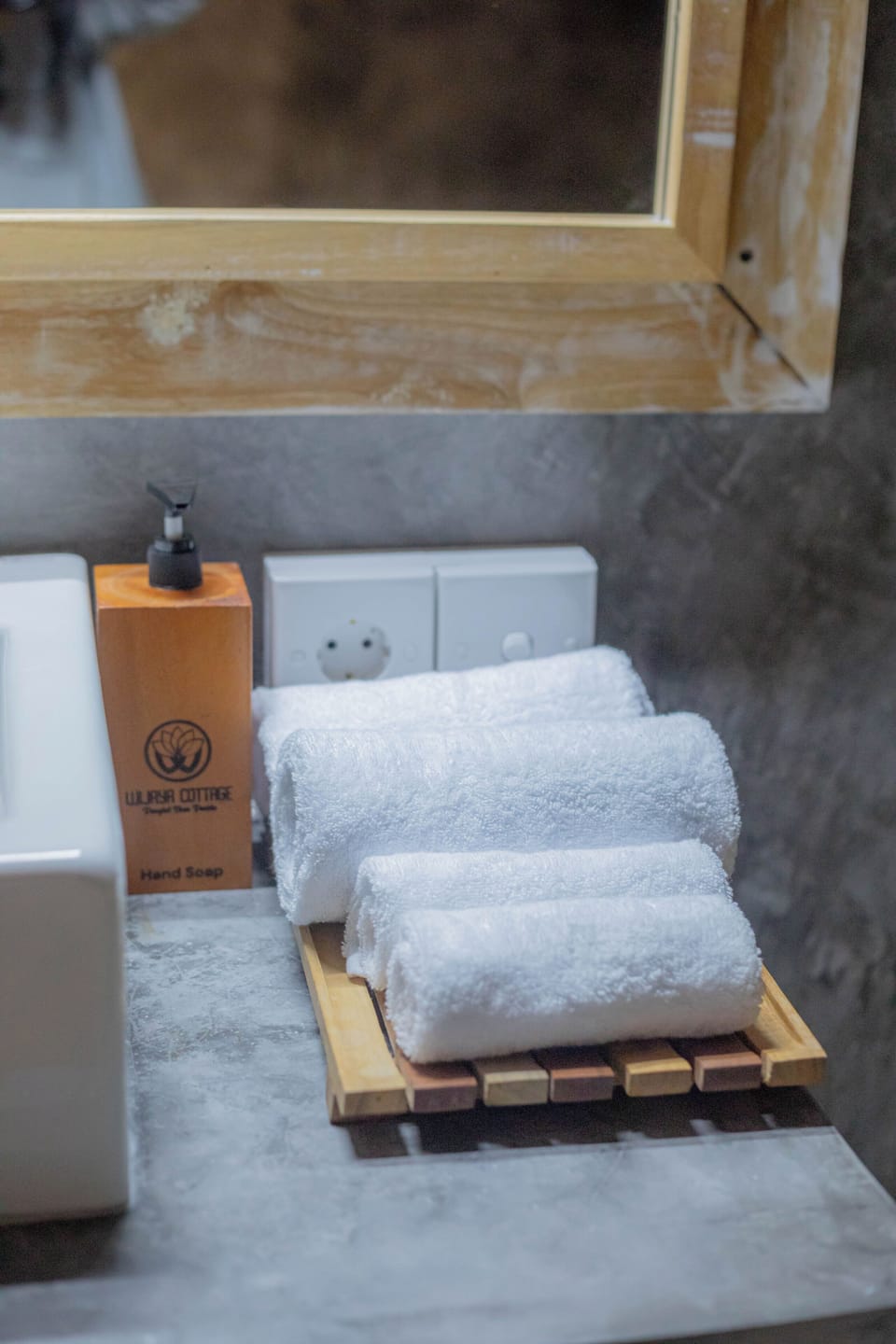 Deluxe Room | Bathroom