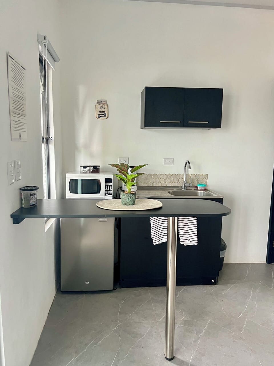 Room, 1 Bedroom, Patio, Garden View | Interior