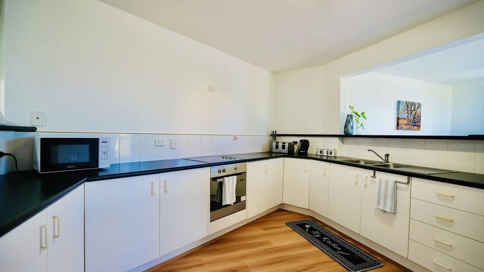 Unit B - Kitchen