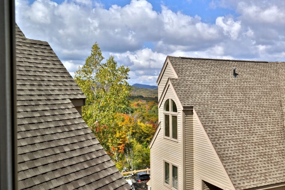 Condo, 2 Bedrooms | View from property