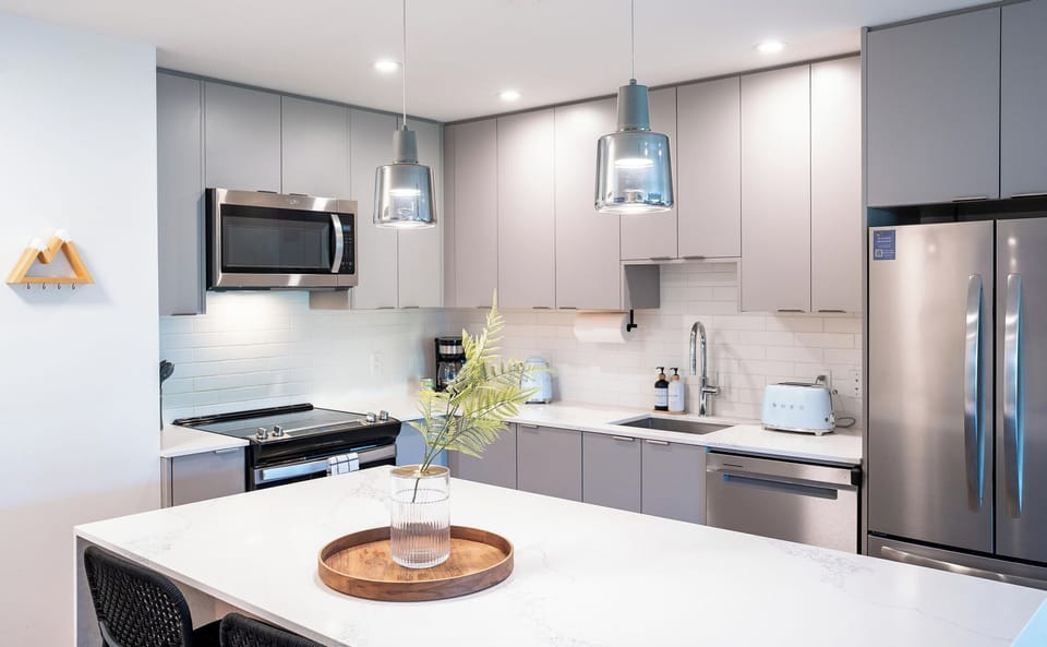 Condo | Private kitchen