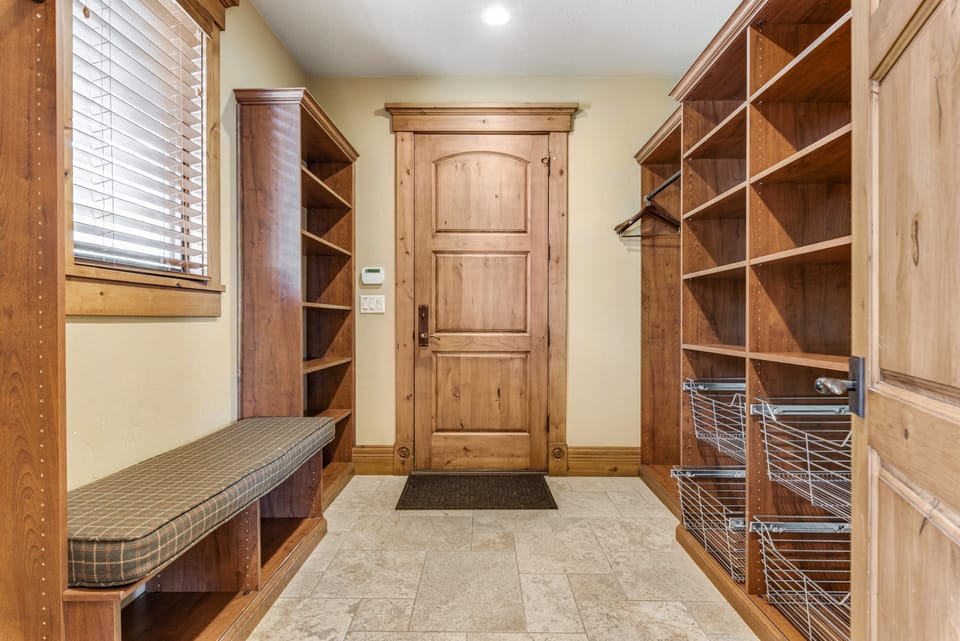 House, Accessible | 5 bedrooms, high-speed internet