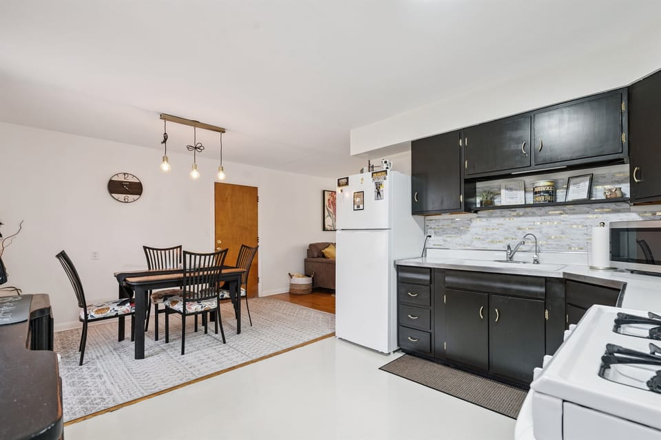 Open kitchen and dining area