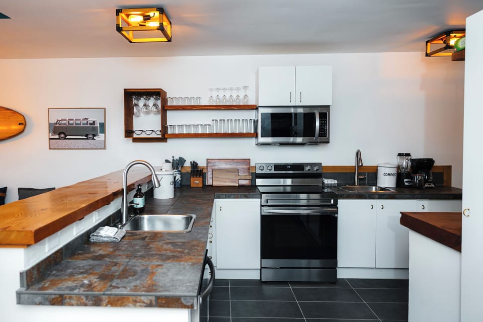 Deluxe Room | Private kitchen