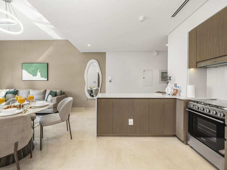 Fully Equipped Modern Kitchen
