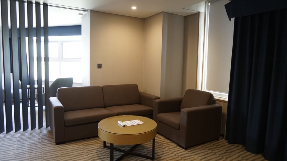 Island Twin, 4 pax Water Park, 4 pax Breakfast included | In-room safe, desk, laptop workspace, blackout drapes