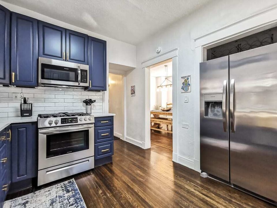 All new stainless appliances