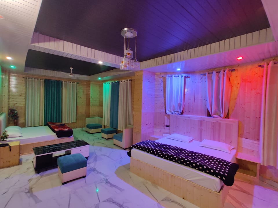 Deluxe Double or Twin Room | Premium bedding, Select Comfort beds, blackout drapes, free WiFi
