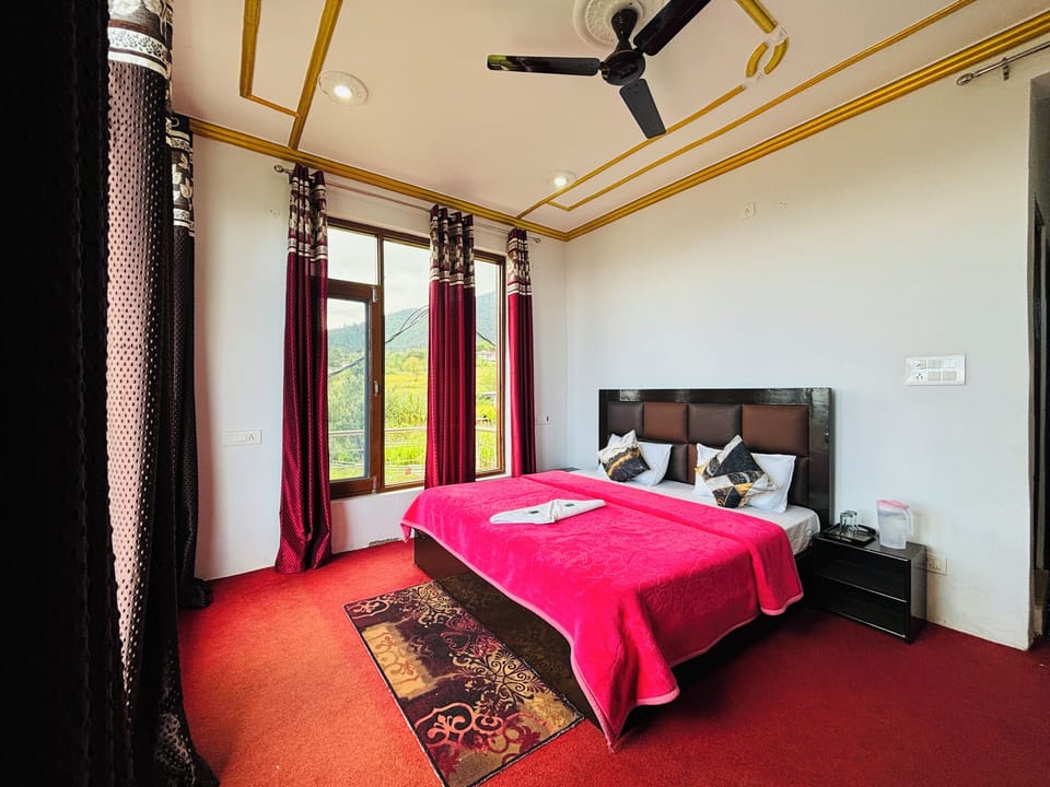 Deluxe Room | Bed sheets