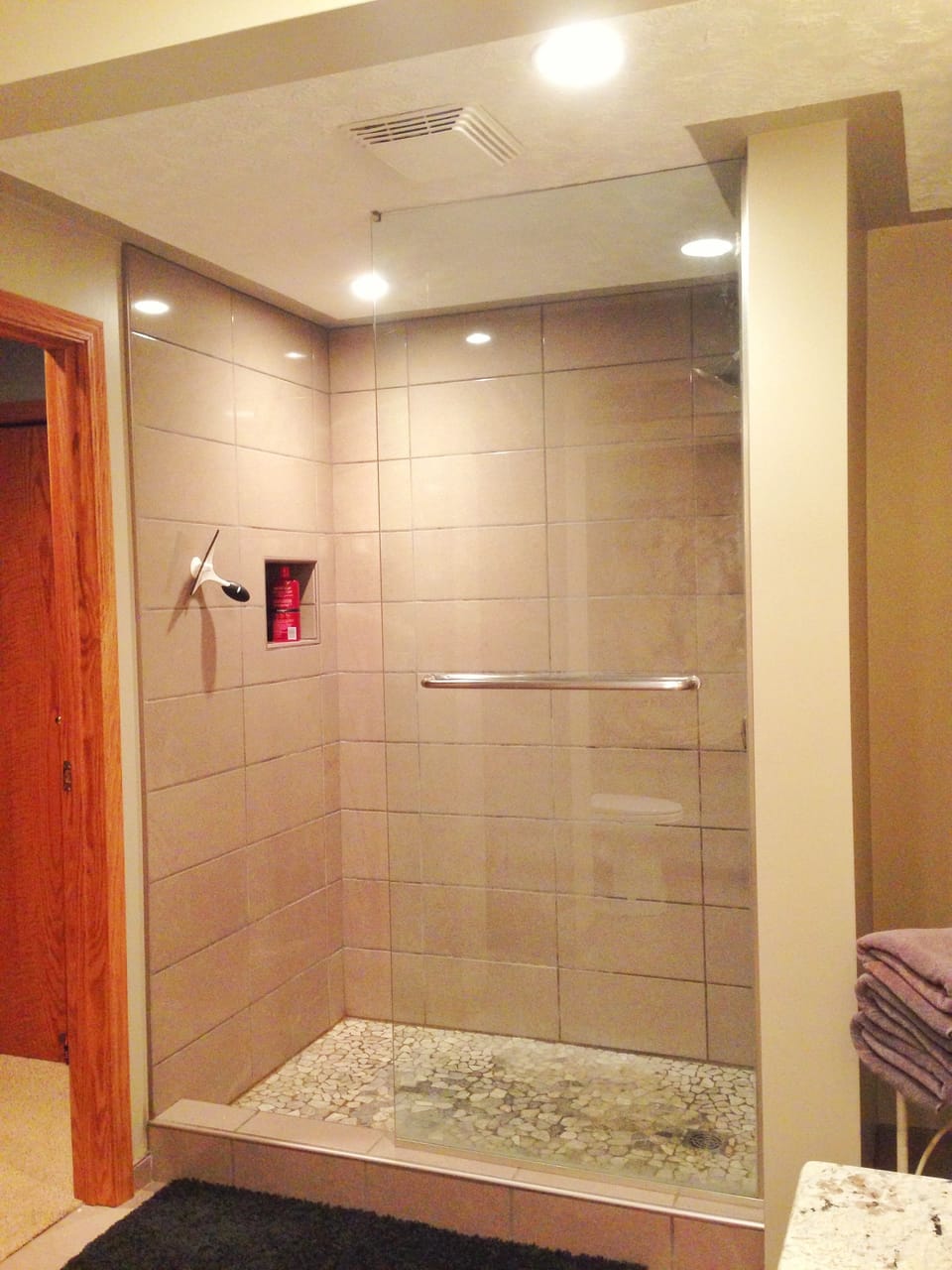 Garden Suite (Private Bath) | Bathroom shower