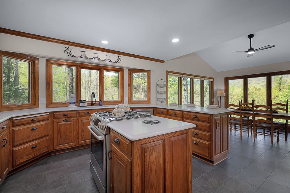Camp Higher Ground - Fully Equipped Kitchen