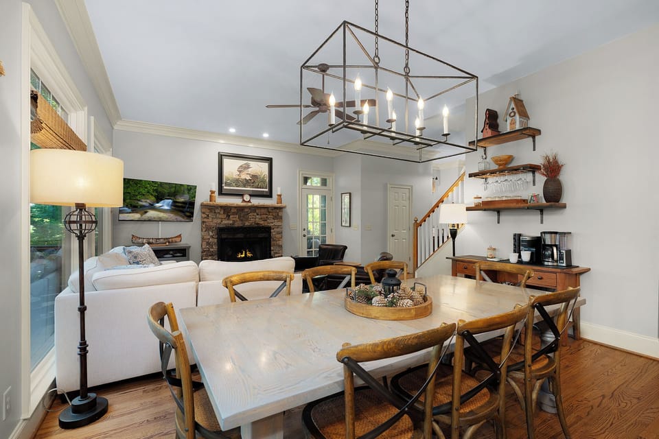 Laurel Landing Lodge