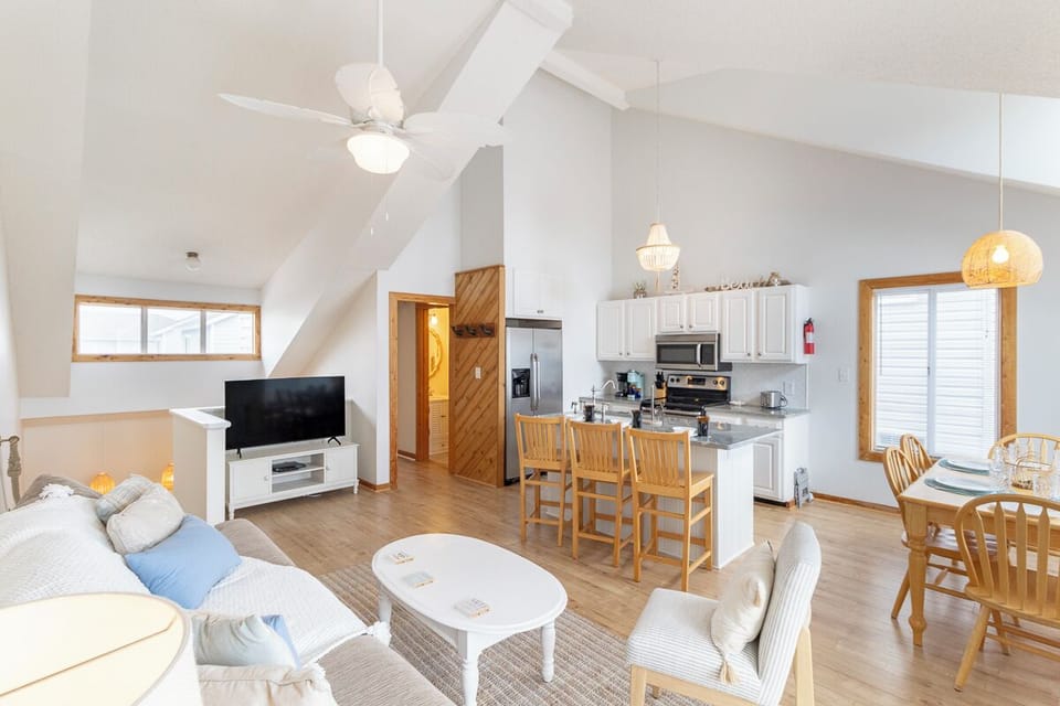 Top Level Living Area