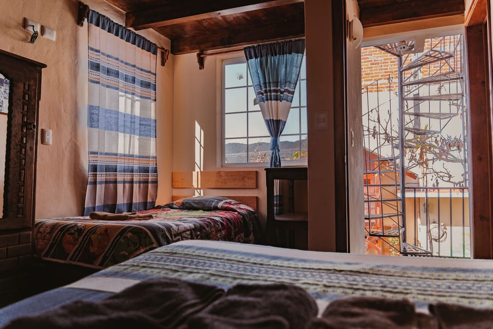 Basic Triple Room | WiFi (free), bed sheets