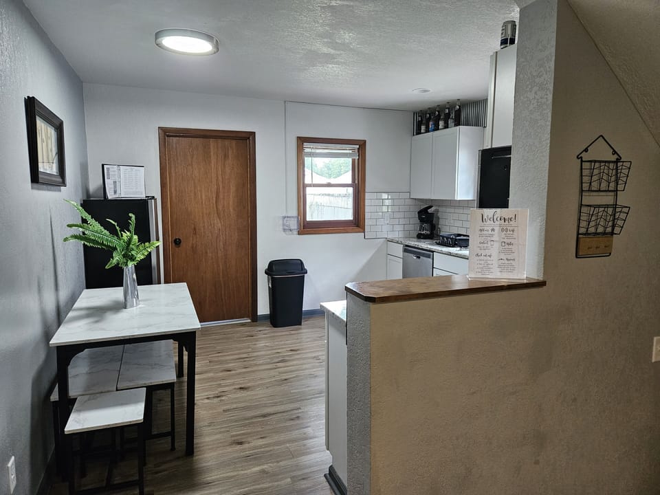 fully equipped kitchen. Guests have access to cookware, dishes, utensils, and basic cooking essentials. 