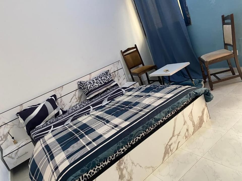 Double Room | Free WiFi