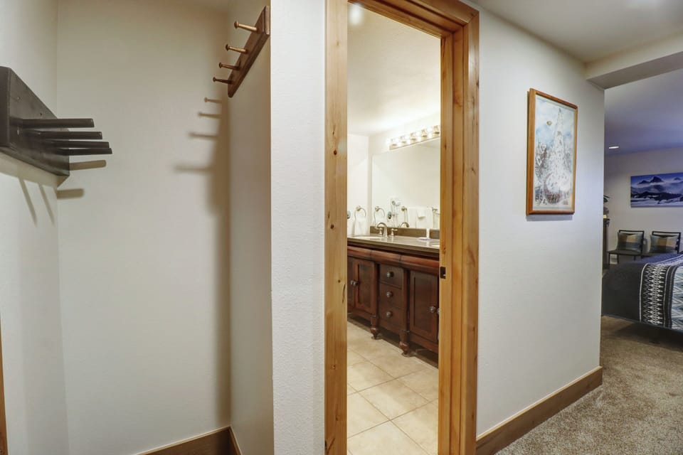 IMG_5569_70_71_72_73