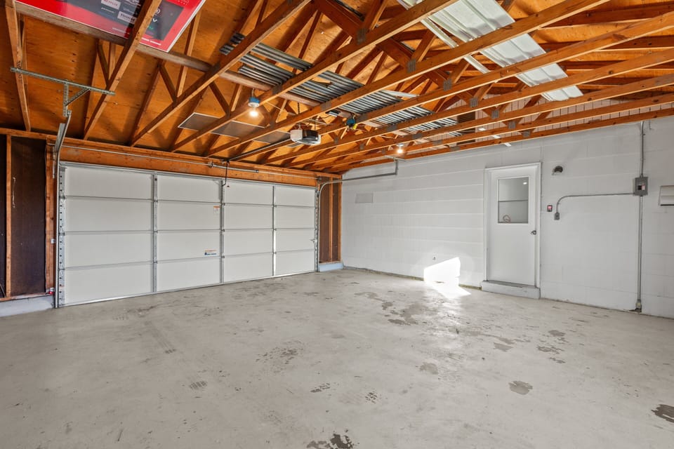Interior View 13 — The Secret Sojourn vacation rental in O'Fallon MO.